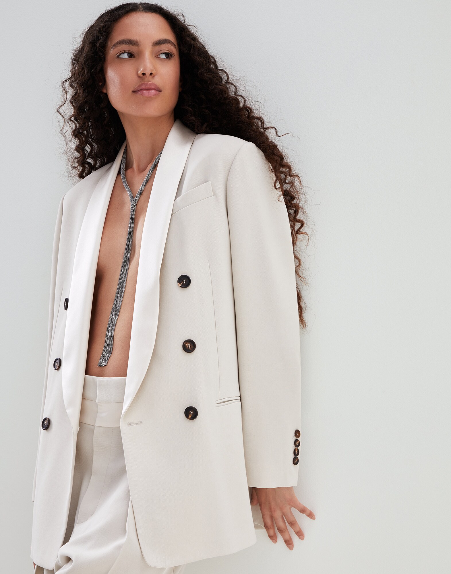Veste - Vue éditoriale