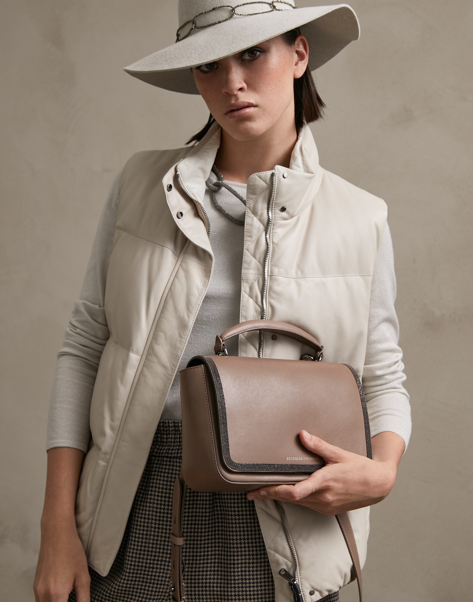Shoulder Bag - Editorial
