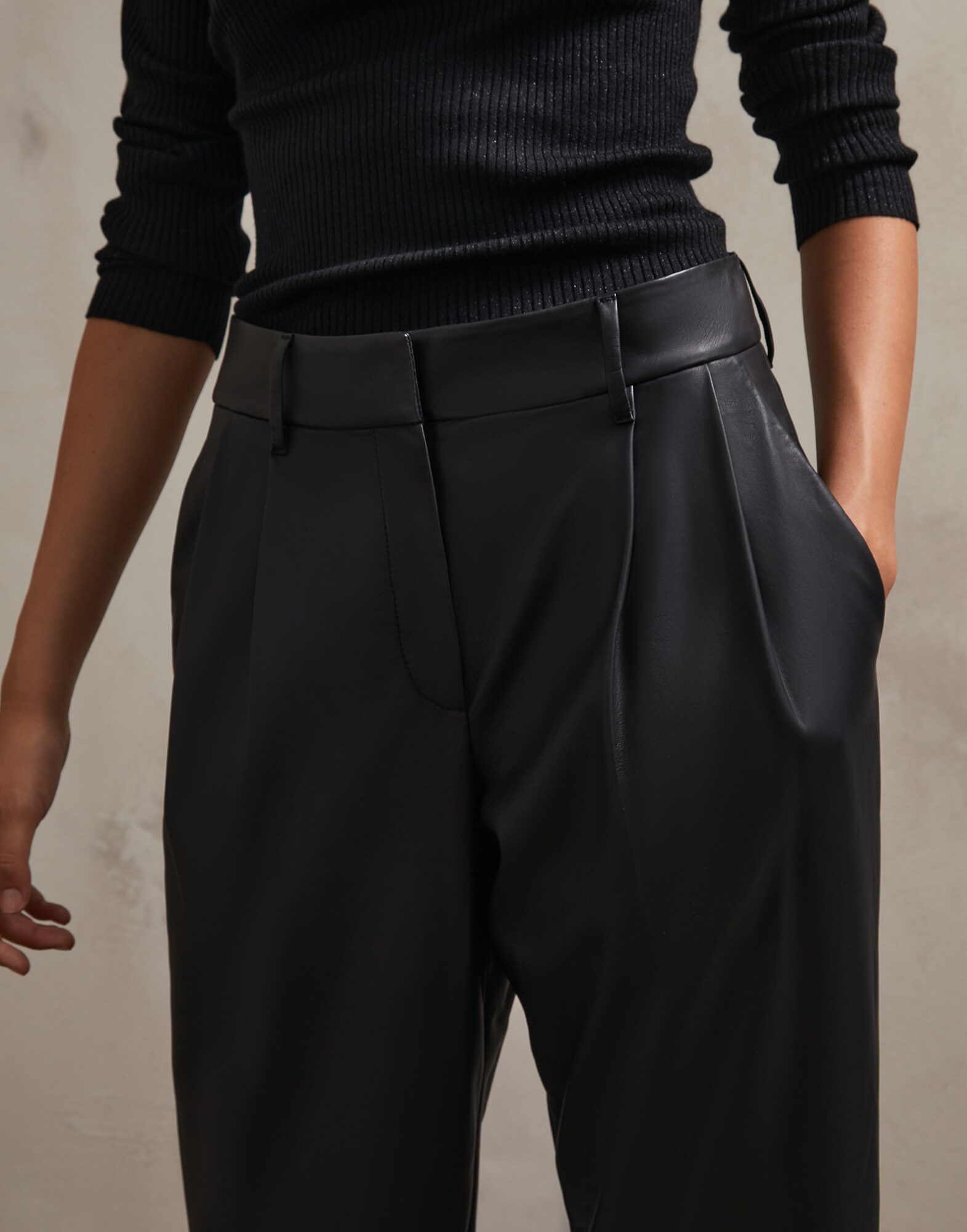 Pantalones de Piel - Detail