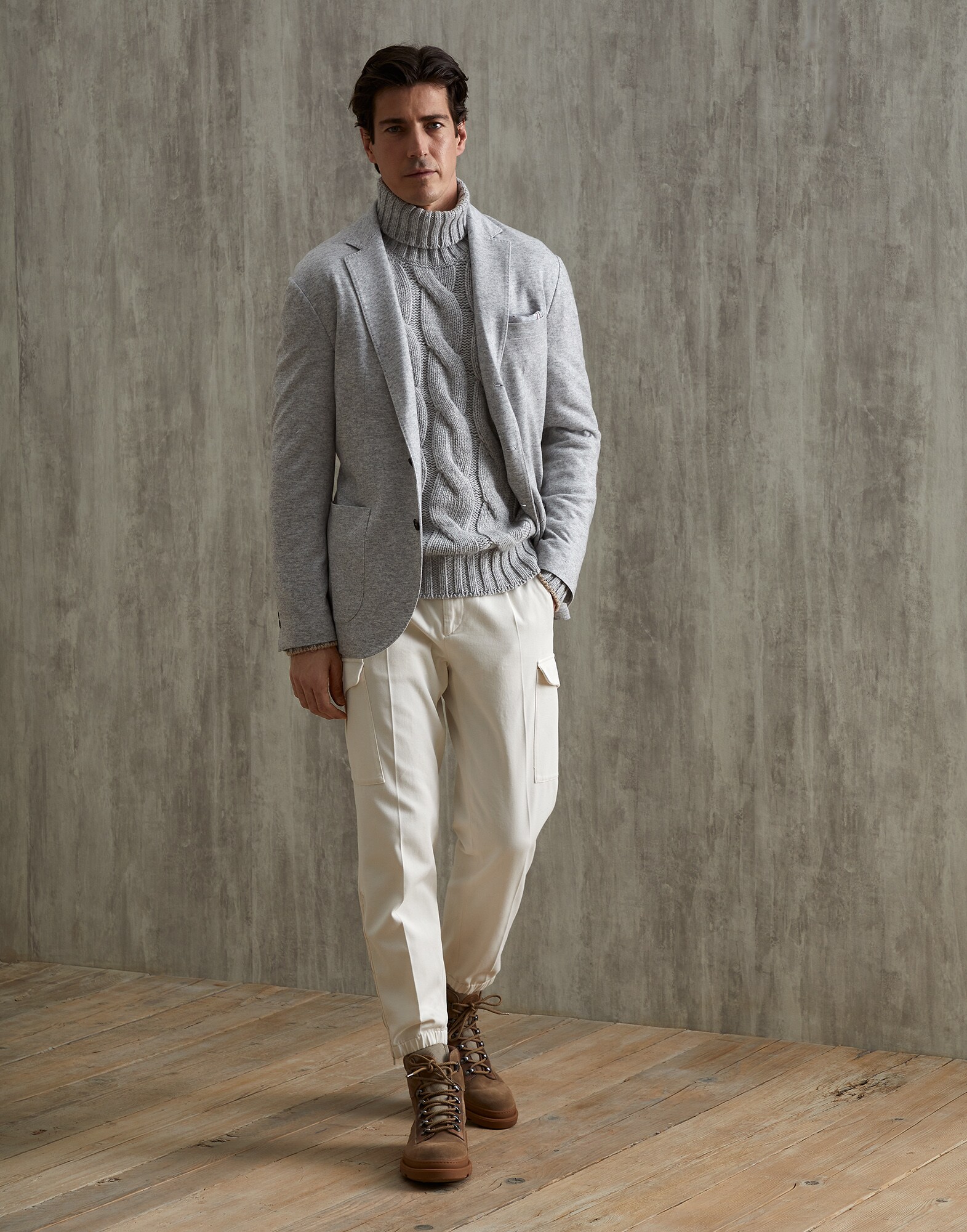 Cuello Alto - Vista look completo