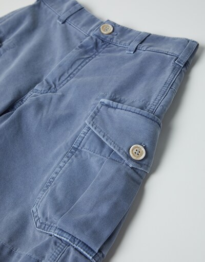 Bermuda Shorts - Detail view