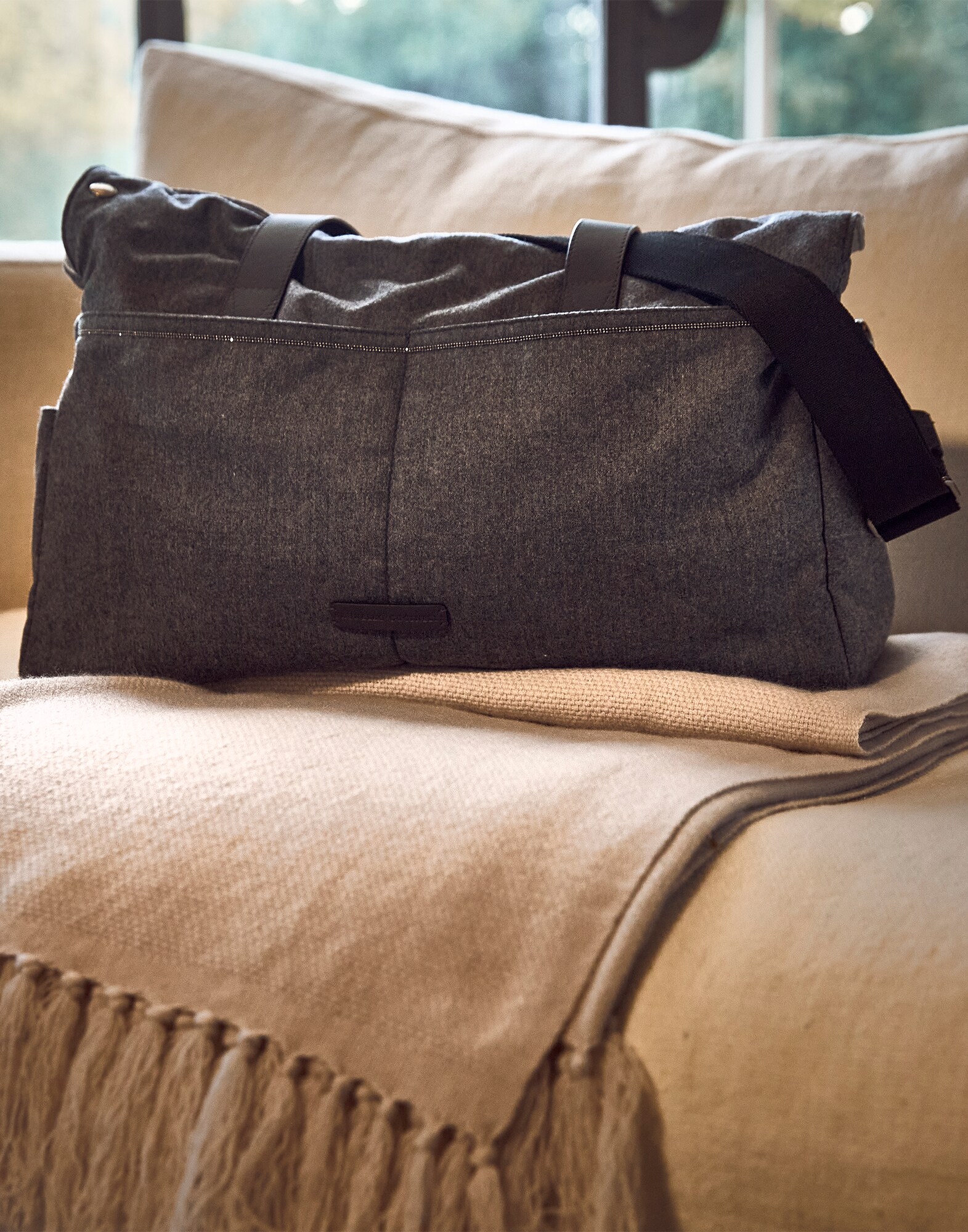 Bags & Organizer Bags - Editorial