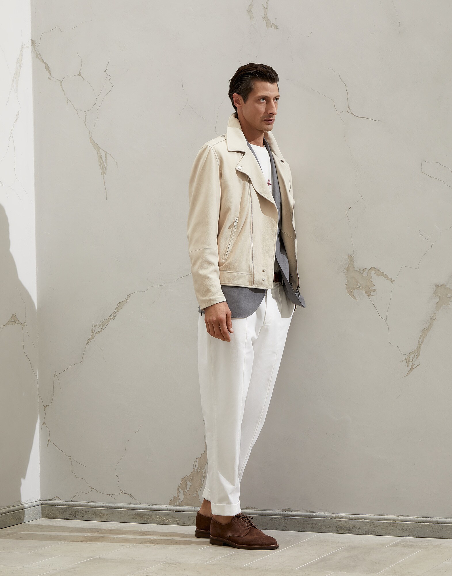 Cuir - Vue tenue complète