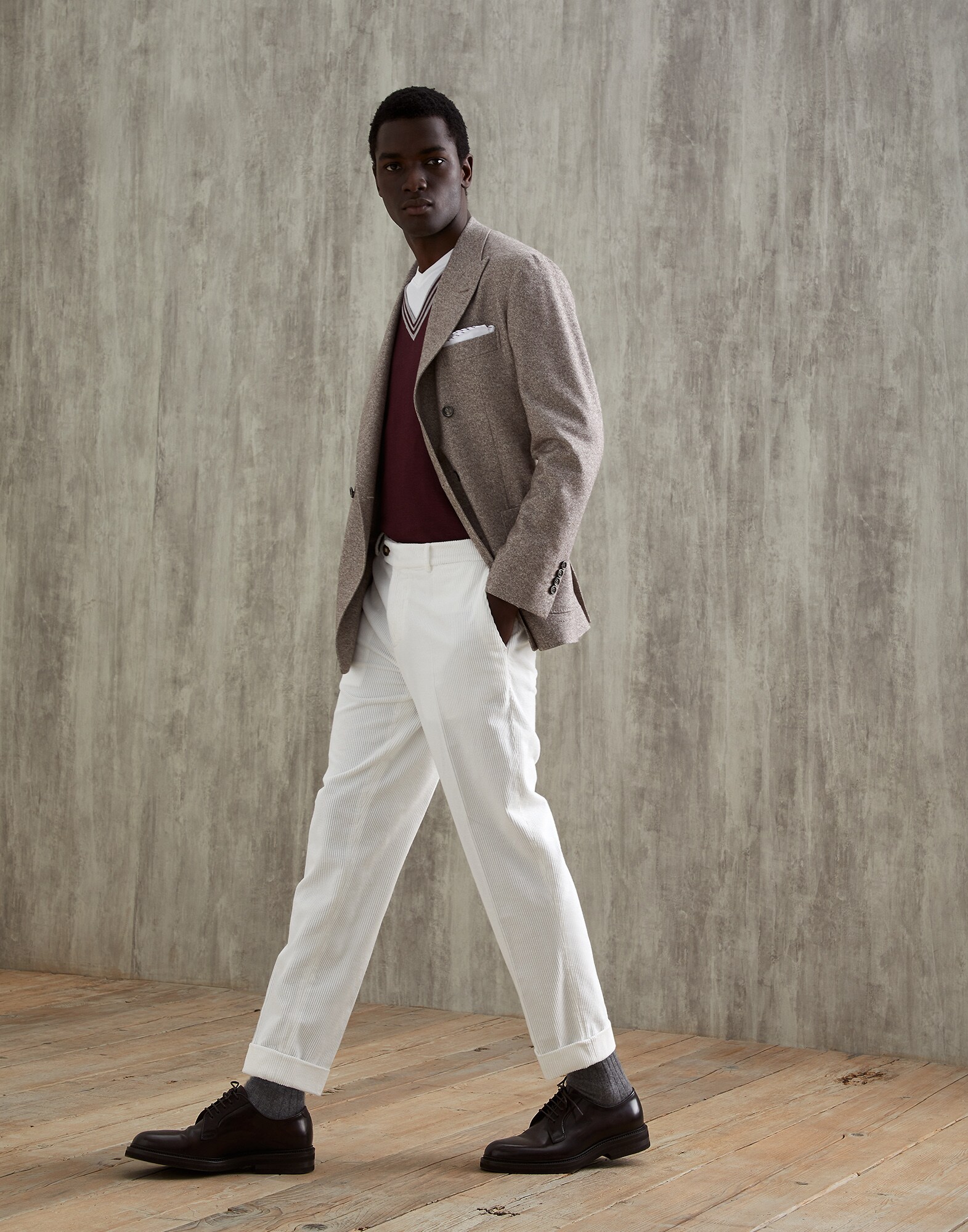 Col V - Vue tenue complète