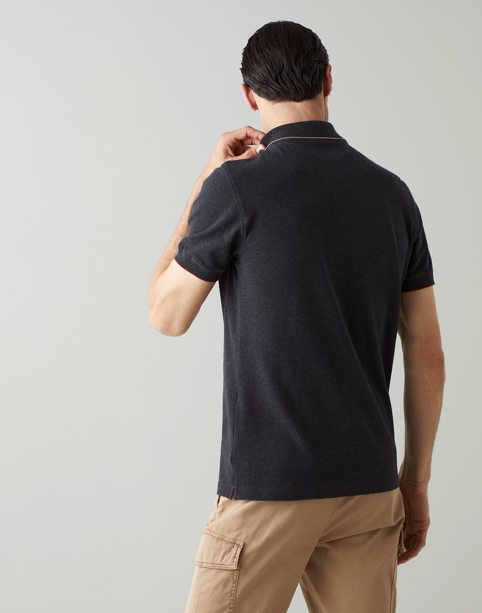 Polo - Back view